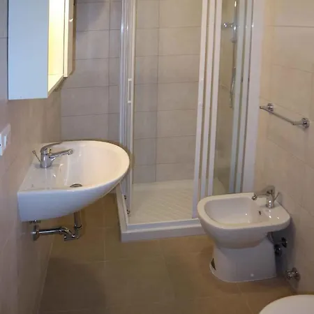 Apartments In Lignano Sabbiadoro 42727 Apartamento