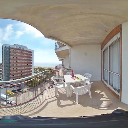 Apartments In Lignano Sabbiadoro 42727 アパート *